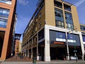 9 Bridleyplace