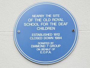 Deaf Thumb