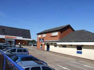 Sainsburys and the Red Lion Pub.