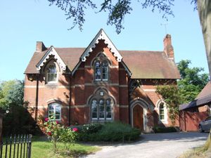 Ampton Road